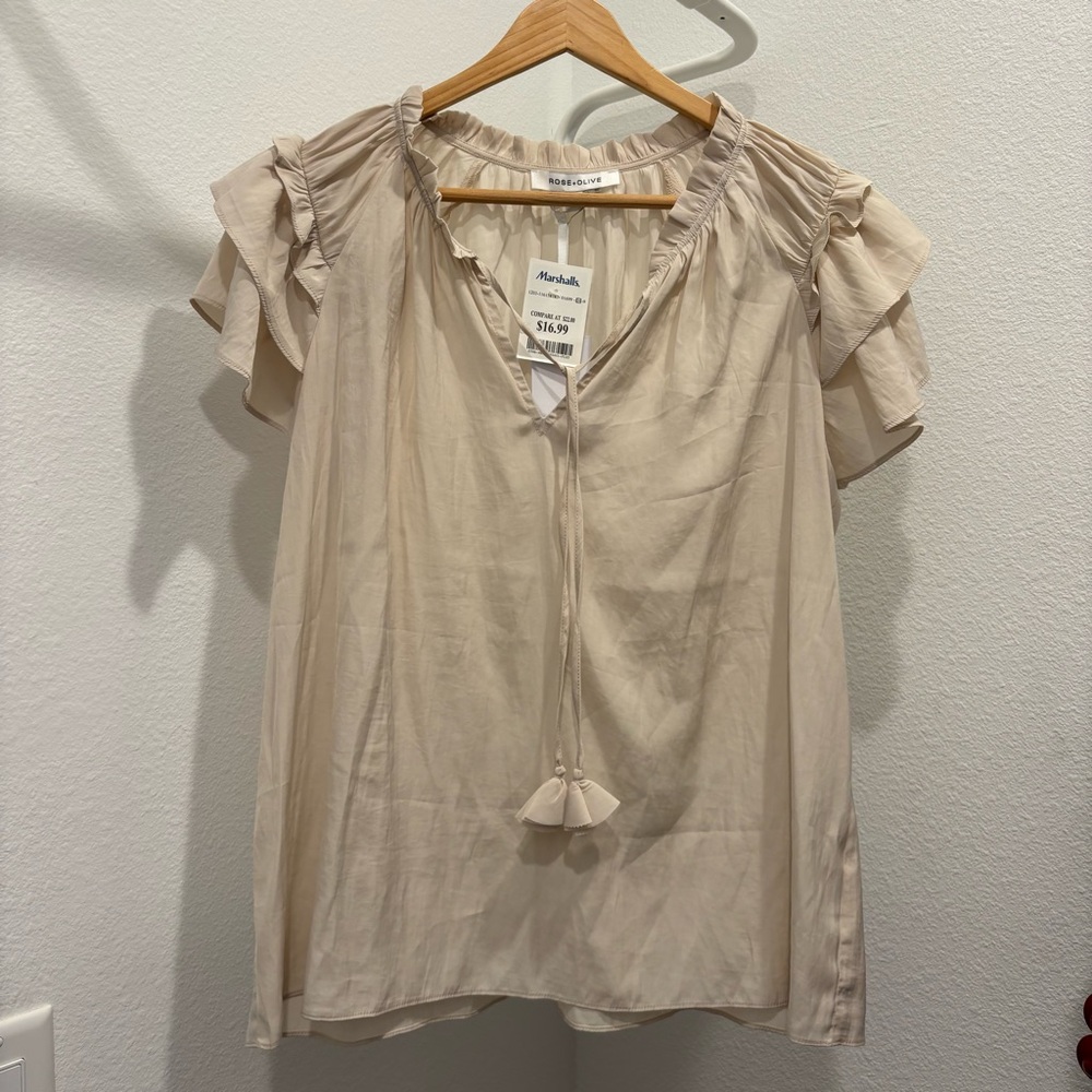 Rose & Olive Cream Ruffle Sleeve Blouse